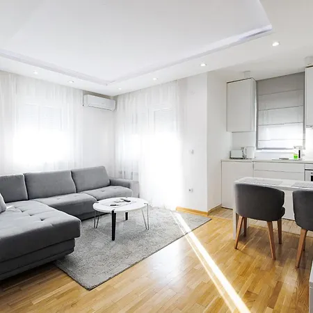 White Apartment Belgrade